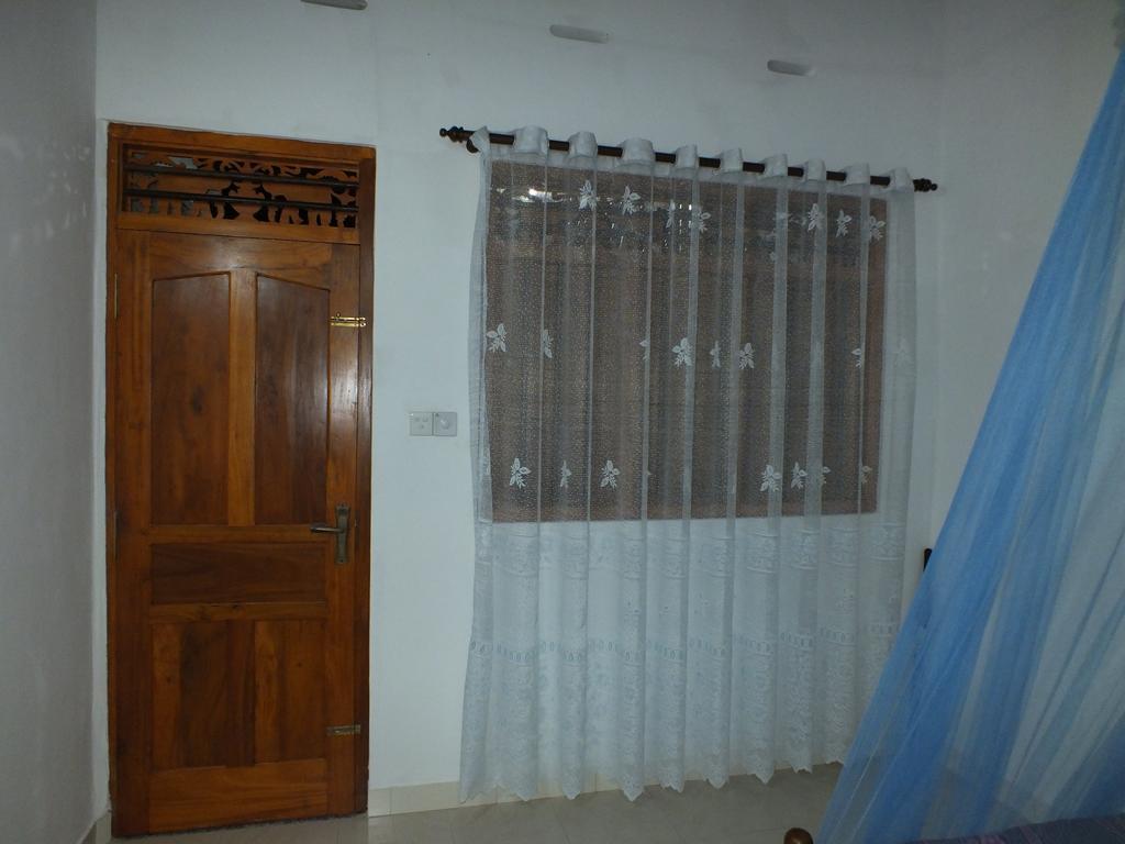 Beach Corner Hotel Weligama Ngoại thất bức ảnh